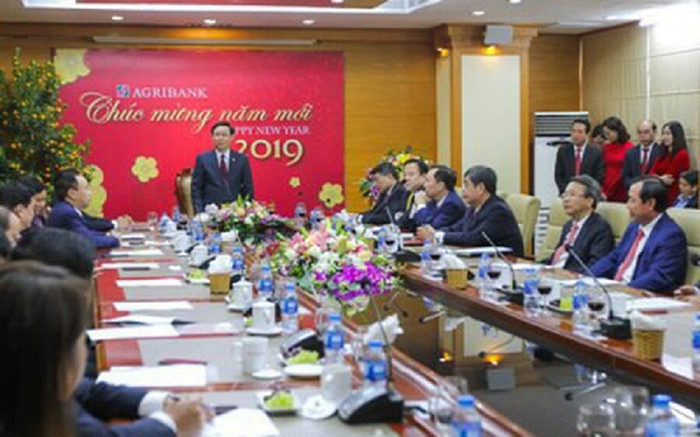 Phó Thủ tướng: Agribank phải sạch nợ tại VAMC, IPO chậm nhất đầu năm 2020