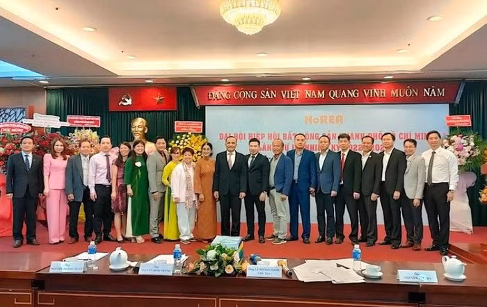 Ông Lê Hoàng Châu tái đắc cử Chủ tịch HoREA nhiệm kỳ 2022 – 2027