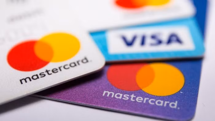 Visa, Mastercard thông báo dừng hoạt động tại Nga