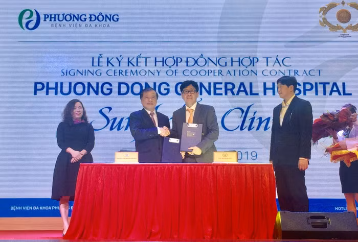 Bệnh viện Đa khoa Phương Đông tăng cường hợp tác với Hàn Quốc trong phẫu thuật thẩm mỹ