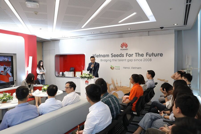 Huawei Việt Nam khai mạc Chương trình Đào tạo Hạt giống Viễn thông Tương lai năm 2020