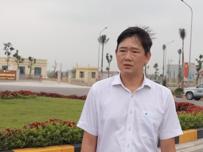 Ông Trần Sỹ Nam – TGĐ Công ty TNHH Hoà Phú – Chủ đầu tư KCN Hoà Phú nhận định, yêu cầu của các nhà đầu tư trong giai đoạn gần đây có nhiều sự khắt khe hơn. Họ chú trọng vào sự đầu tư đồng bộ cơ sở hạ tầng của KCN.