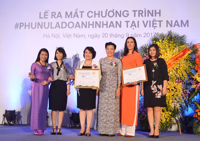 Chính thức ra mắt chương trình #phunuladoanhnhan tại Việt Nam