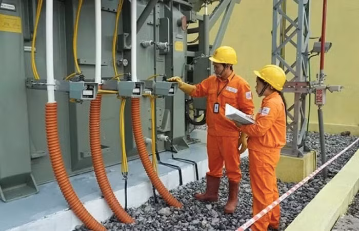 TP. HCM kiến nghị tạm dừng tính giá điện kiểu bậc thang đến khi hết dịch Covid-19