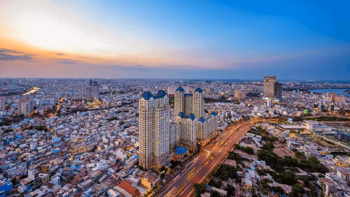 trường bất động sản