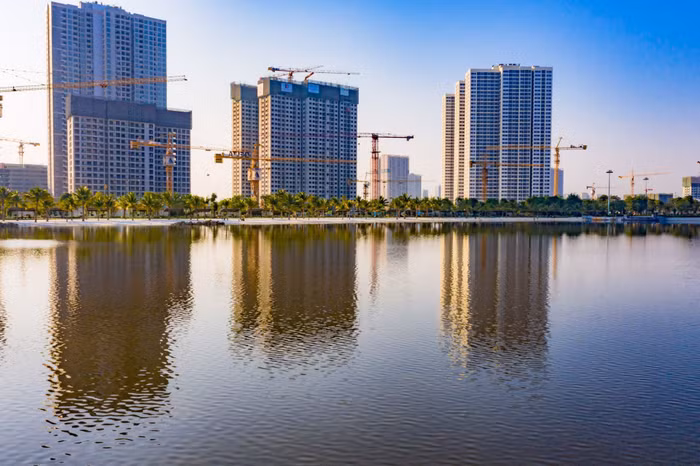 Dự án Imperia Smart City có vị trí kế cận công viên trung tâm, hồ điều hòa.