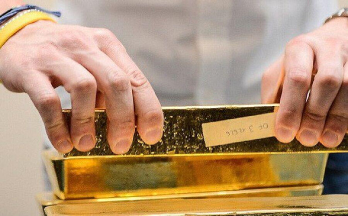 Hôm nay 10/6, giá vàng đồng loạt lao dốc
