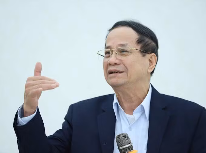 PGS. TS Ngô Trí Long cho rằng, trong nhiều trường hợp, chậm cổ phần hóa, thoái vốn cũng đồng nghĩa với khả năng gây thất thoát vốn cho Nhà nước
