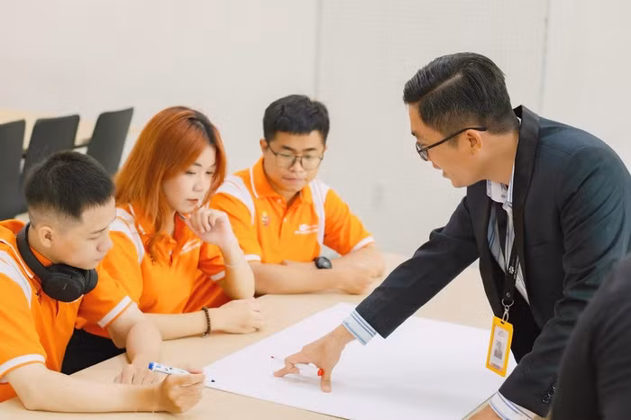 Xưởng thực hành giúp sinh viên rèn luyện khả năng làm việc thực tế