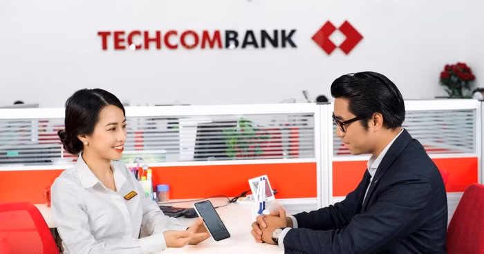 Lãnh đạo techcombank mua vào cổ phiếu TCB