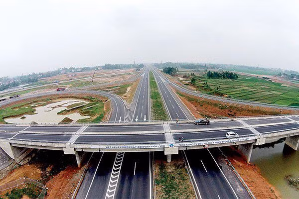 30 nhà thầu trong nước đã mua hồ sơ đấu thầu Dự án cao tốc Bắc – Nam nhánh Đông