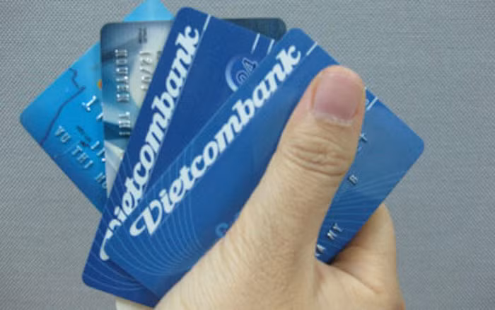 Vụ 500 triệu đồng “bốc hơi”: Lỗi của khách hàng hay Vietcombank?