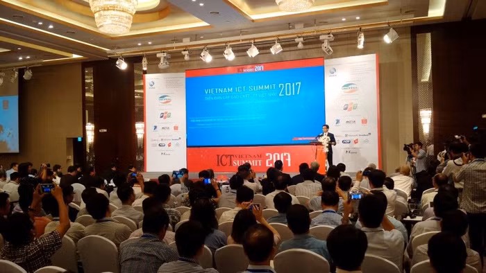 Khai mạc Vietnam ICT Summit 2017: "Doanh nghiệp phải chia sẻ, kết nối và liên kết"