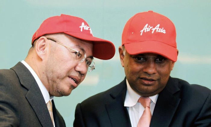CEO và chủ tịch AirAsia rời ghế điều hành vì cáo buộc hối lộ