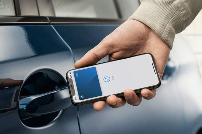 BMW cung cấp chìa khóa ô tô kỹ thuật số trên Google Pixel 6 và Samsung Galaxy S21