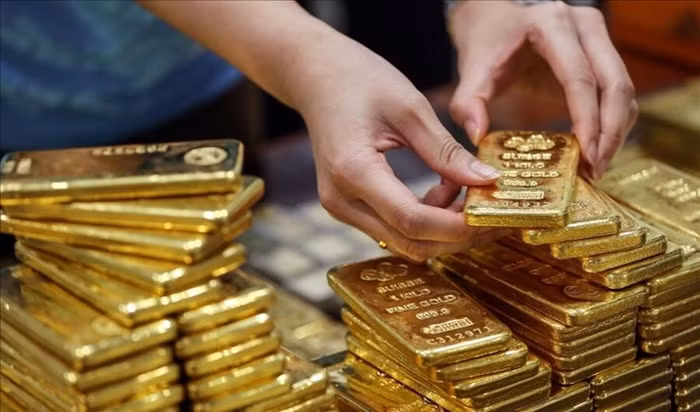 Giá vàng ngày 19/3: Vàng giảm mạnh phiên cuối tuần