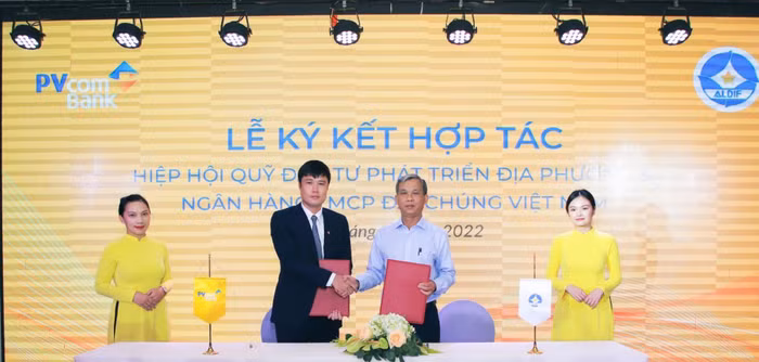 PVcomBank ký biên bản ghi nhớ hợp tác với Hiệp hội Quỹ đầu tư phát triển địa phương