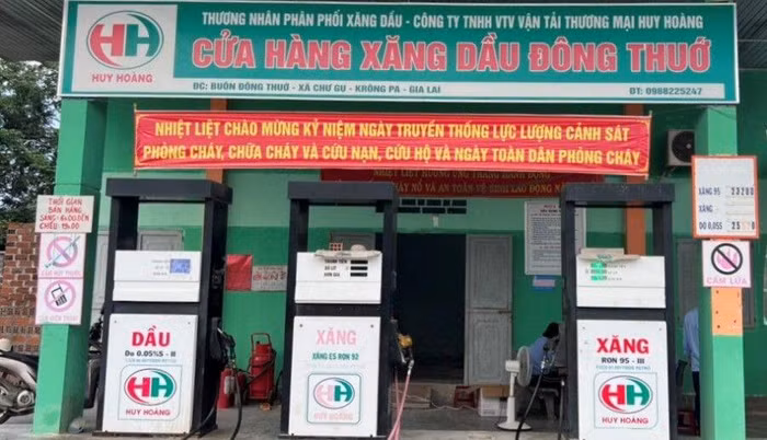 Cửa hàng kinh doanh xăng dầu của Công ty TNHH MTV Thanh Chức Gia Lai bị xử phạt vì bán hàng khi chưa đủ điều kiện