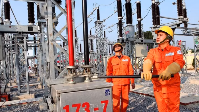 EVN bị "nhắc nhở" về khoản vay 9,7 tỷ USD