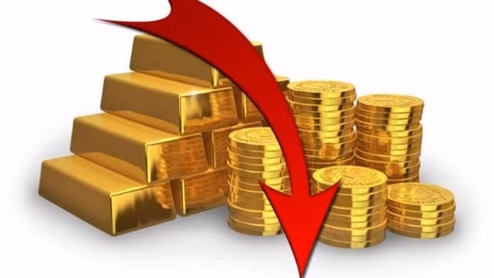 Giá vàng ngày 28/4: Vàng mất mốc 1.900 USD/oucne