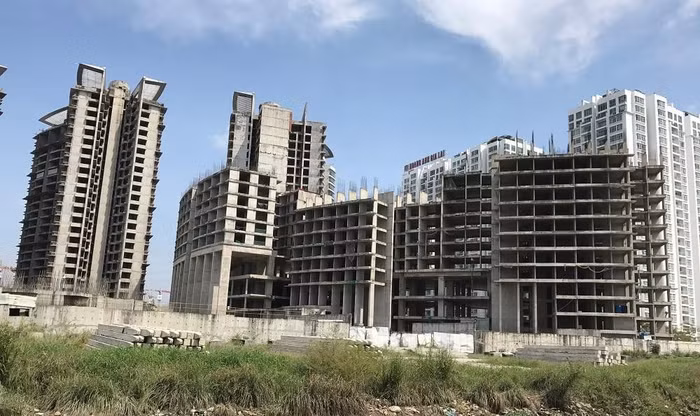 Bất động sản đang bị tạm dừng
