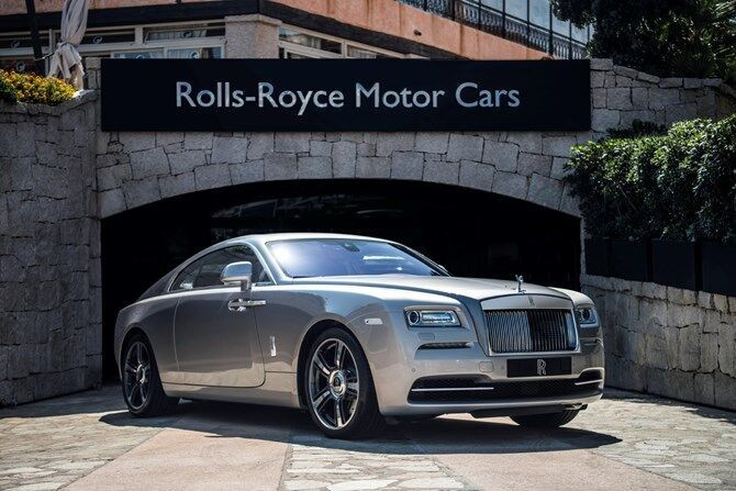 Rolls-Royce chào hè bằng hai phiên bản Dawn, Wraith siêu độc