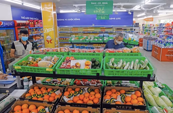 Hàng hóa dồi dào tại hệ thống siêu thị BRGMart, minimart Haprofood/BRGMart