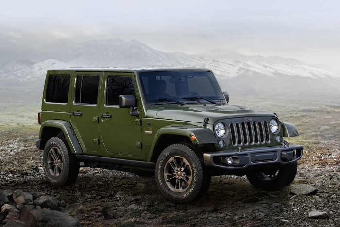 Top 10 mẫu xe khiến giới nhà giàu mê mẩn ảnh 3 Top 10 mẫu xe khiến giới nhà giàu mê mẩn ảnh 3