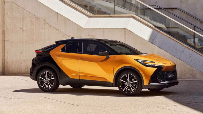 Toyota C-HR 2024 chính thức trình làng, SUV thiết kế thể thao