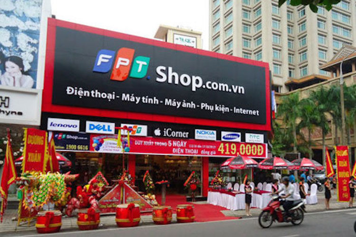 FPT bất ngờ bán cổ phần tại FPT Shop?