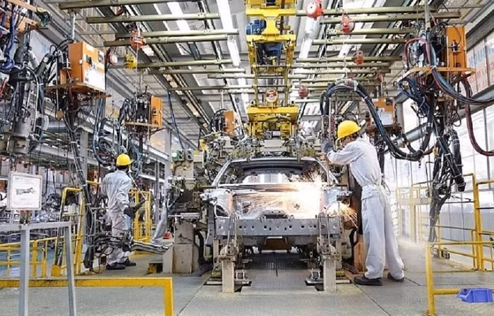 Thuế nhập khẩu linh kiện ô tô chính thức về 0% từ hôm nay