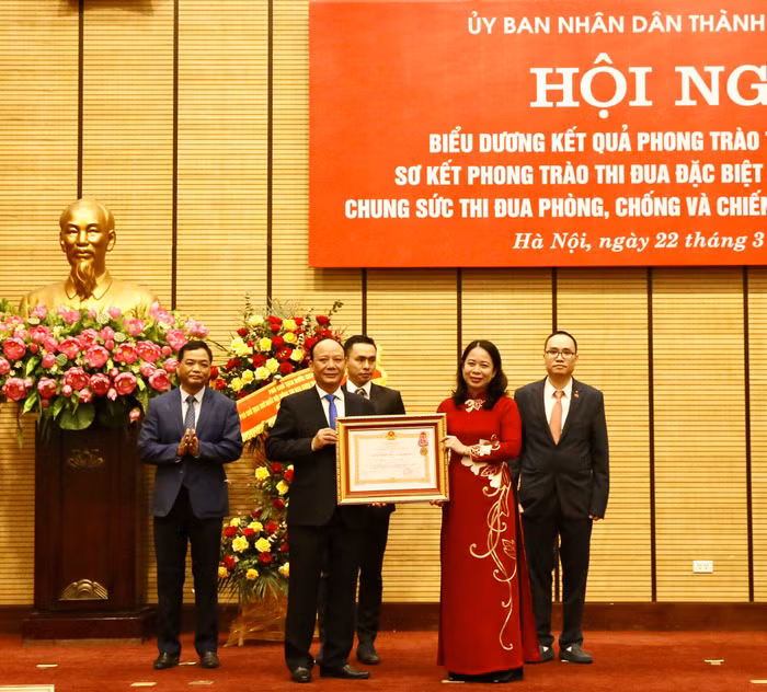 chống dịch covid-19