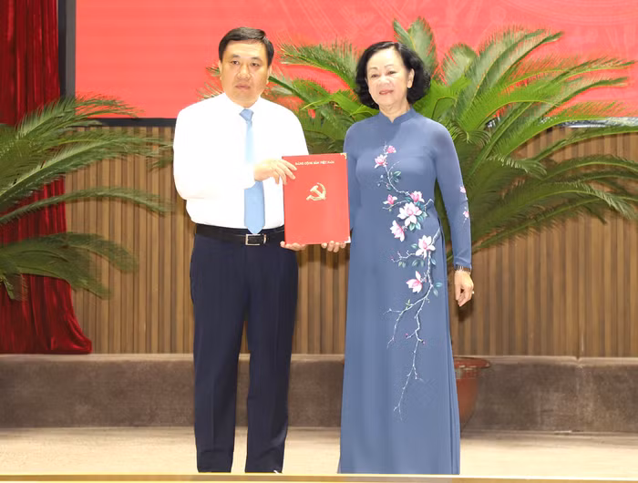 bí thư tỉnh ủy hà giang