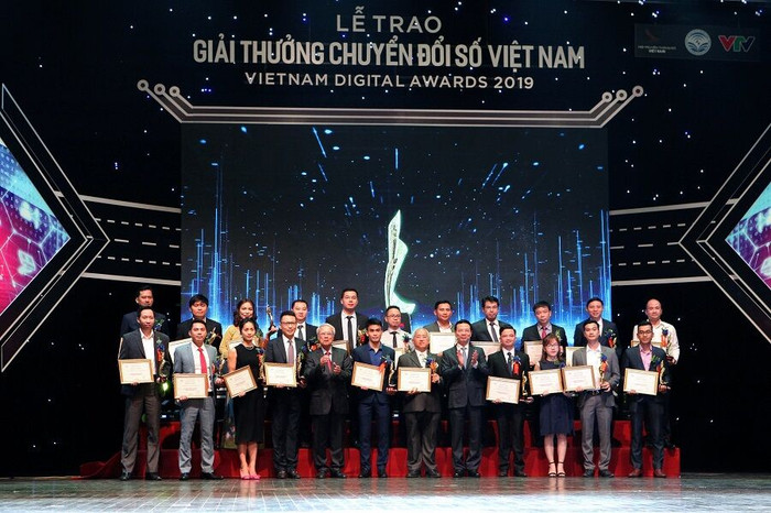 FPT IS có nhiều sản phẩm nhất đạt Giải thưởng Chuyển số Việt Nam 2019