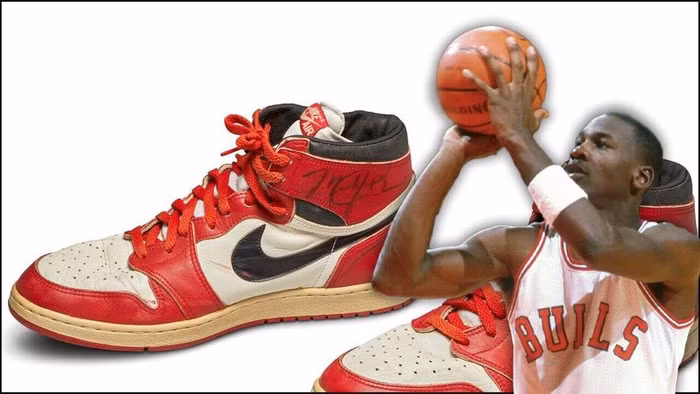 13 tỷ đồng cho một đôi giày thể thao “secondhand”?