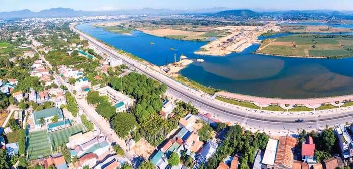Quảng Ngãi đấu giá