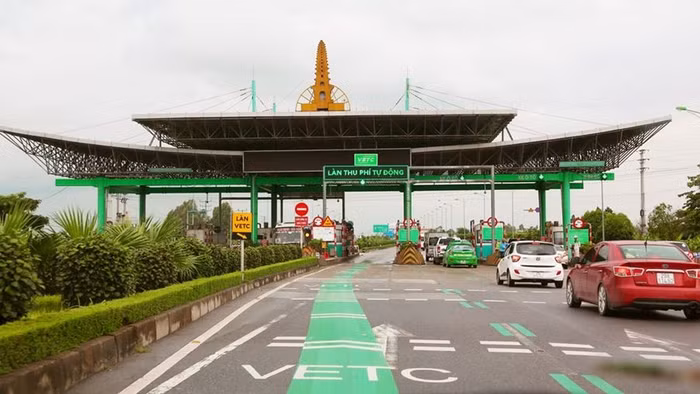 Triển khai thu phí tự động hoàn toàn các tuyến đường cao tốc từ 1/8