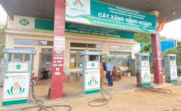 Lực lượng QLTT nhiều tỉnh, thành đồng loạt ra quân kiểm tra, giám sát hoạt động kinh doanh xăng dầu