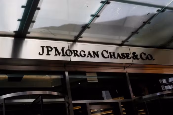 JP Morgan dự đoán thu nhập lãi ròng tăng 3 tỷ USD