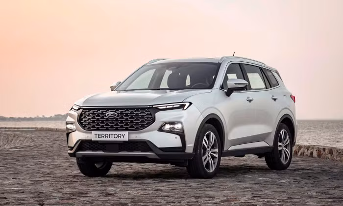 Mazda CX-5 áp đảo phân khúc, doanh số Honda CR-V giảm