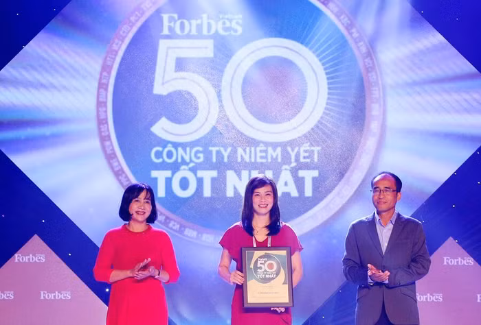 Tập đoàn Bảo Việt vào Top 50 công ty niêm yết tốt nhất năm 2020