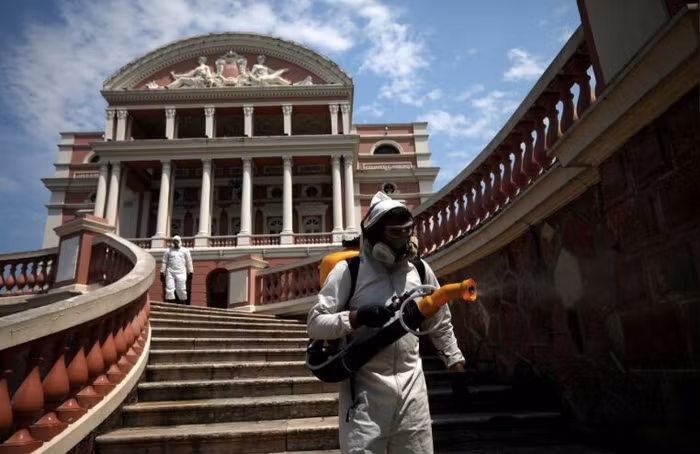 Các nước Mỹ Latinh: 200.000 ca tử vong do Covid-19, Brazil đứng đầu với hơn 94.000 ca