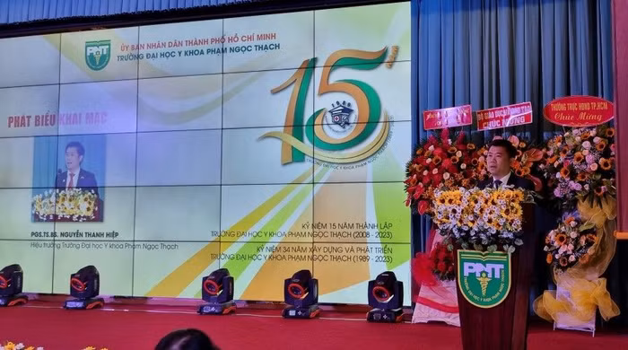 Y khoa Phạm Ngọc Thạch