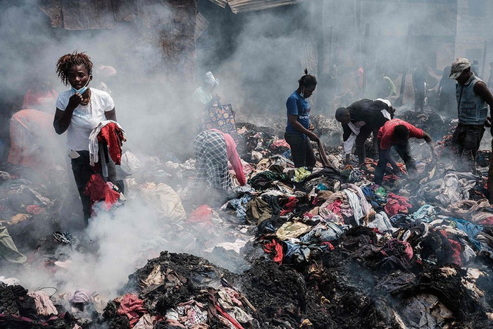 Kenya: Quần áo từ thiện gây khủng hoảng ô nhiễm nhựa ảnh 2 ô nhiễm nhựa