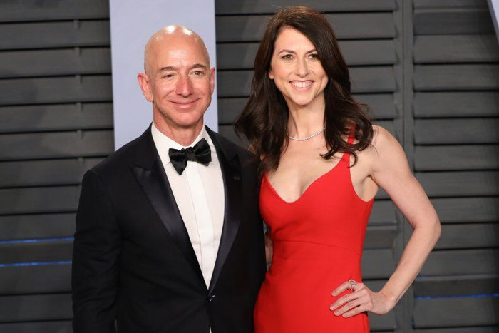 Mackenzie Scott quyên góp 1,7 tỷ USD tài sản hậu chia tay Jeff Bezos