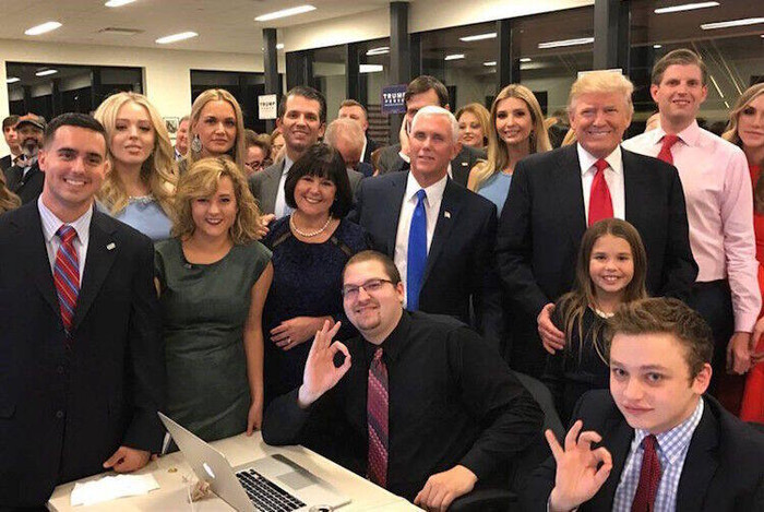 LIVE - Ông Trump đắc cử tổng thống Mỹ với 289 phiếu, bà Clinton ngậm ngùi... ảnh 2