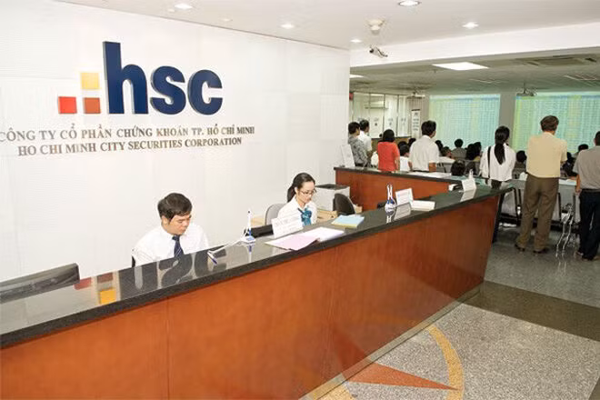 HSC lãi đậm 232 tỷ đồng trong 6 tháng, tăng trưởng 58%
