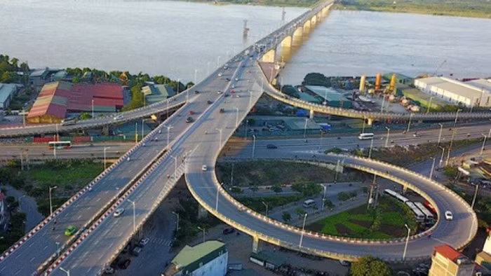 TP. HCM muốn thay đổi tình trạng "dồn giải ngân vốn đầu tư công dịp cuối năm"