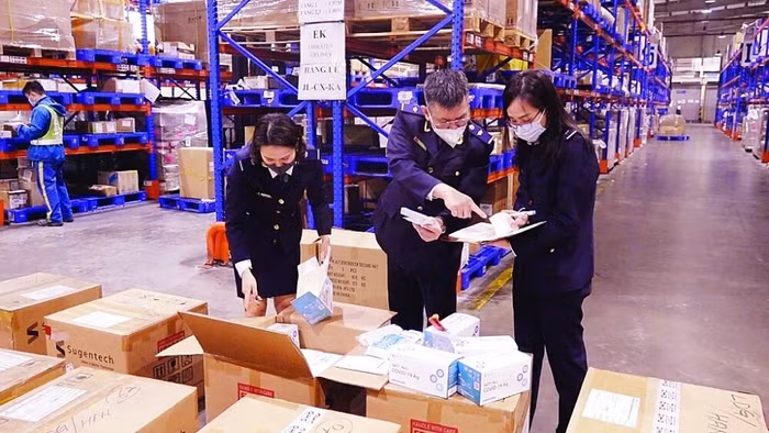 Đội 1 Cục Điều tra chống buôn lậu,Tổng cục Hải quan thu giữ lô hàng vi phạm