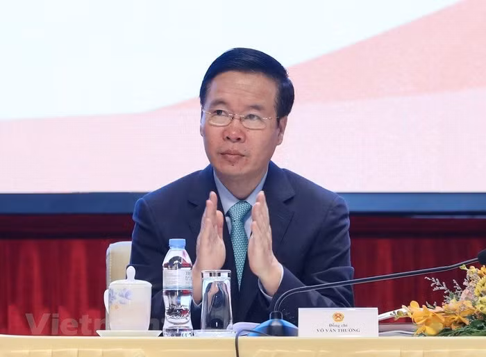 Đồng chí Võ Văn Thưởng - Thường trực Ban Bí thư tham dự phiên họp toàn thể về công tác xây dựng Đảng và công tác Đảng ngoài nước trong khuôn khổ hội nghị. (Ảnh: PV/Vietnam+)